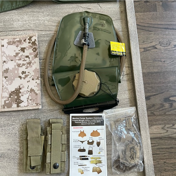 USMC - Military Green Tactical Gear Set - Picture 2 of 12